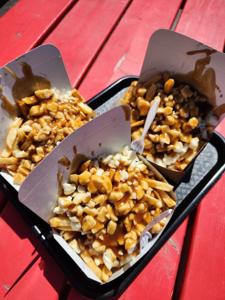 Monique's Chip Stand-4