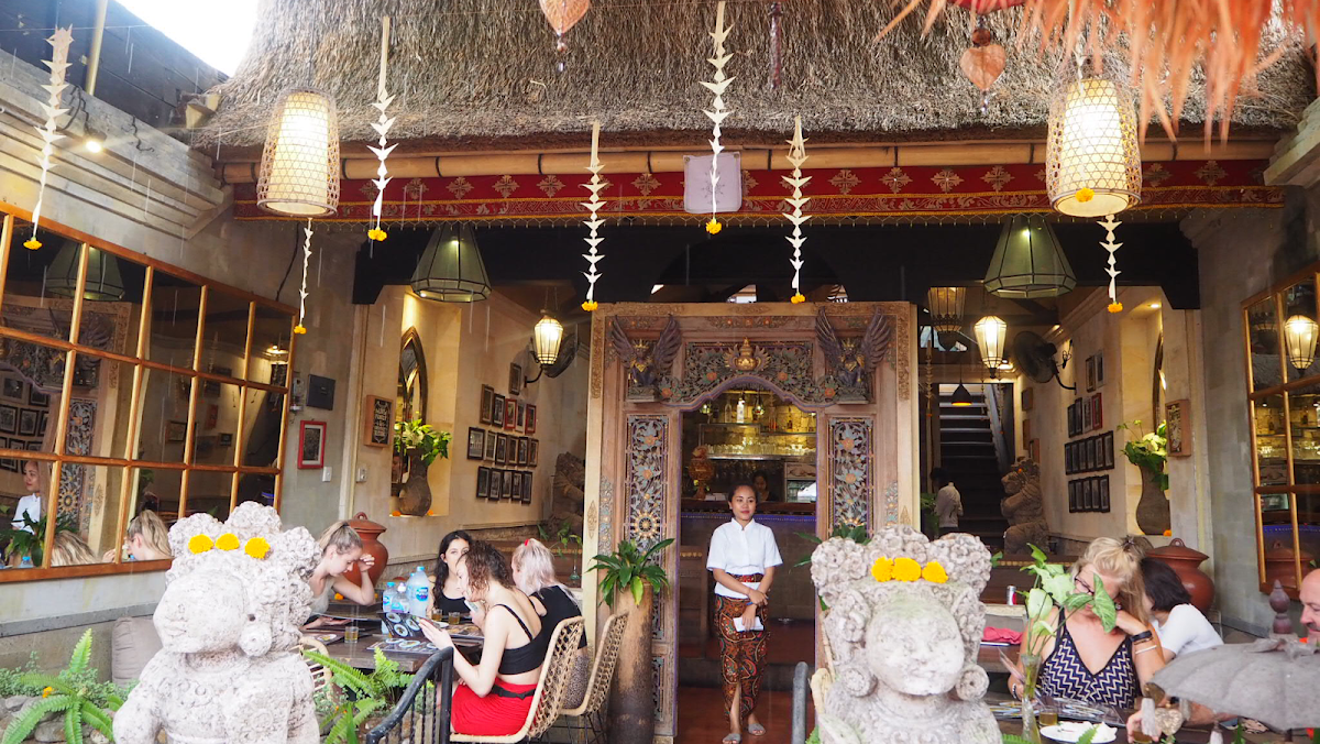 Monkey Legend Restaurant & Bar