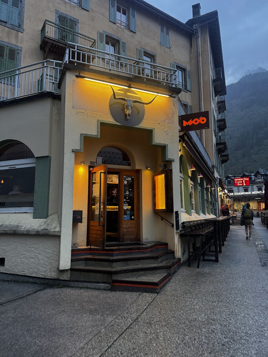 Moo Bar Cuisine-4