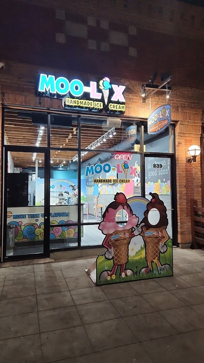 Moo-Lix Ice Cream Shop