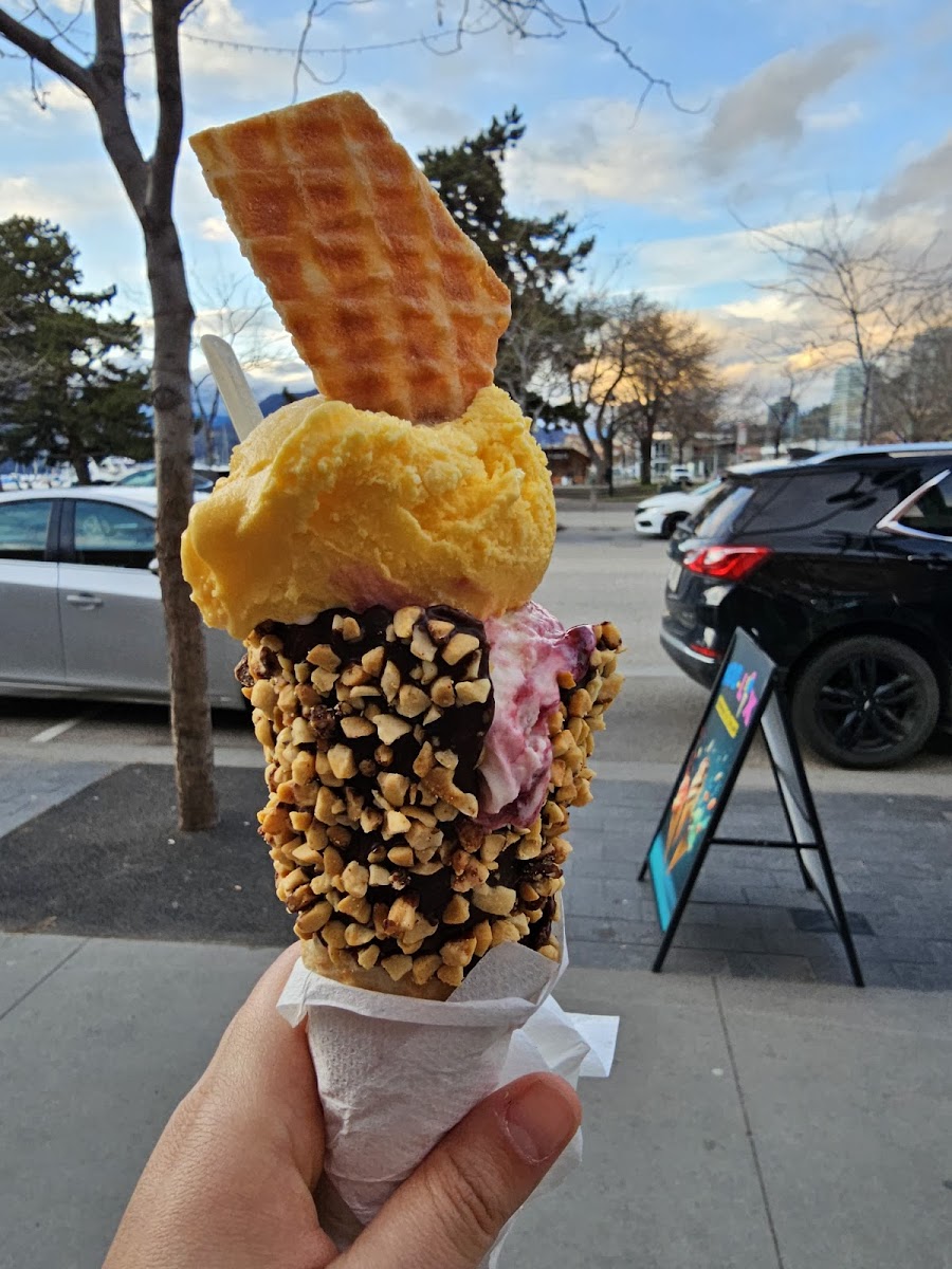 Moo-Lix Ice Cream Shop-8