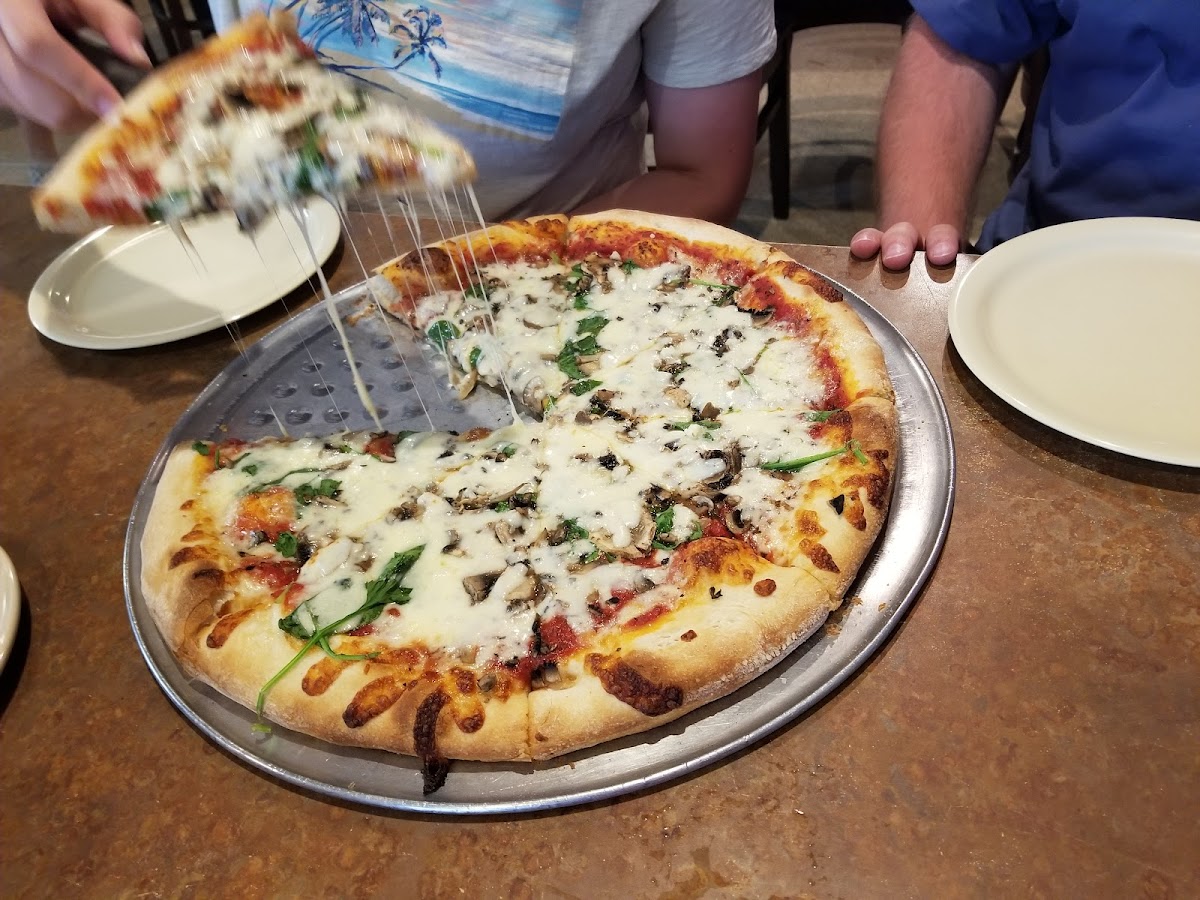 Moon River Pizza-8