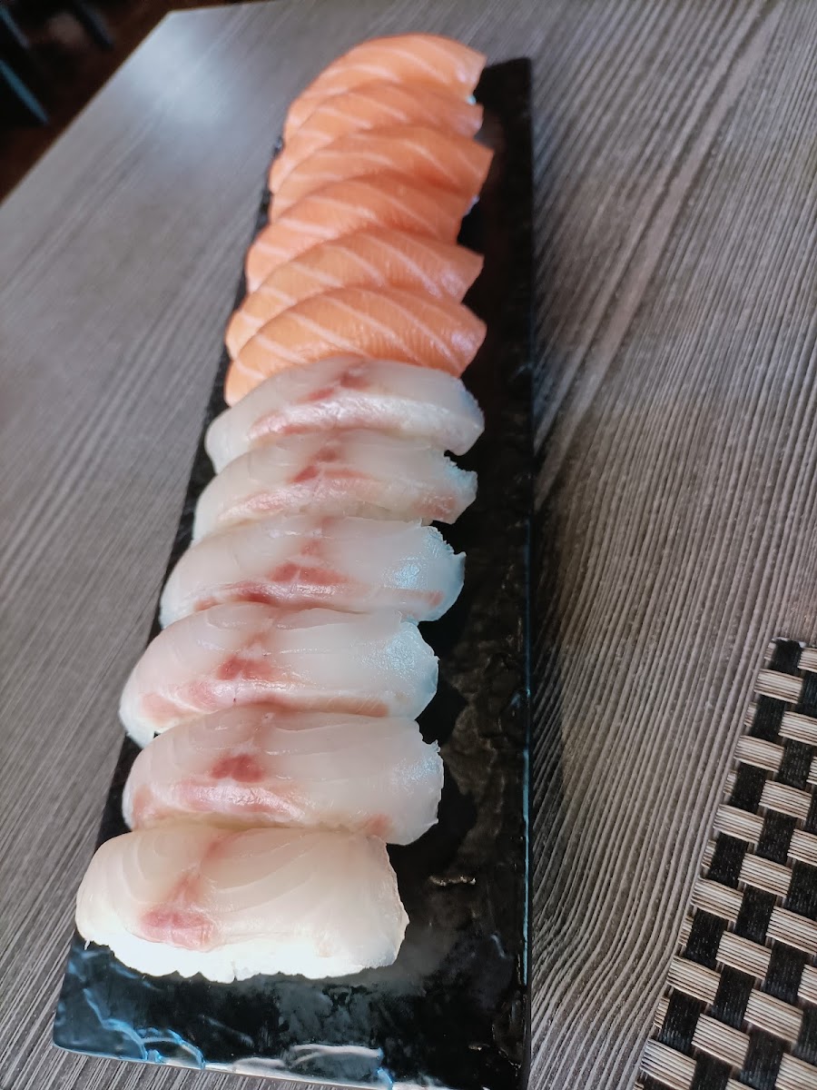Moon Sushi-10