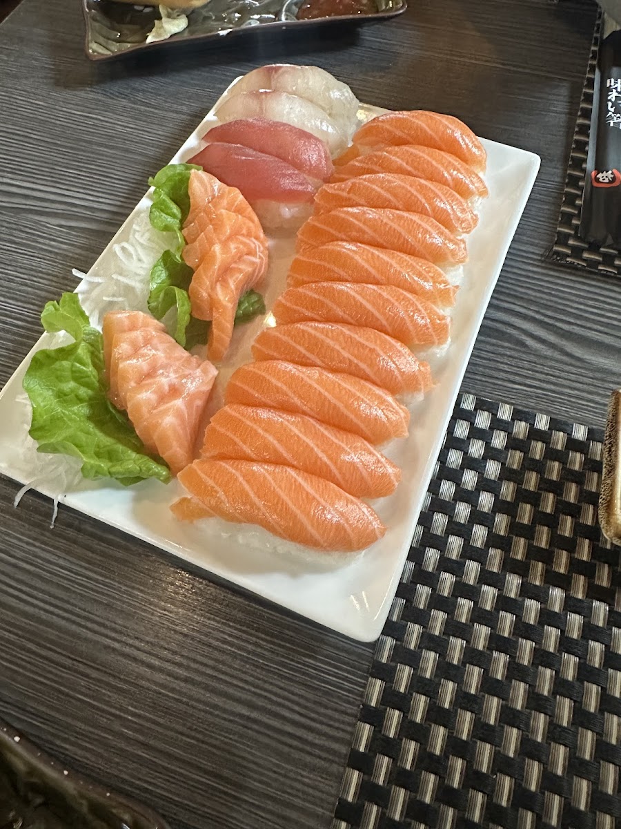 Moon Sushi-3