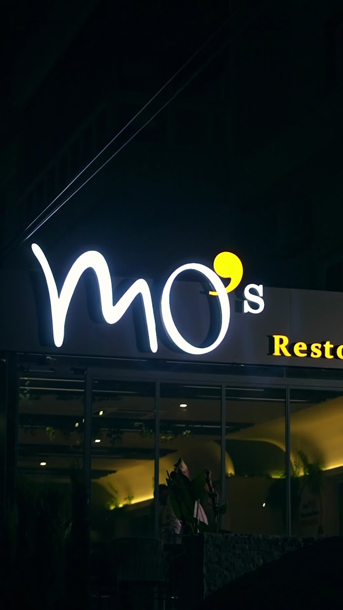 Mo's Resto-Lounge-2