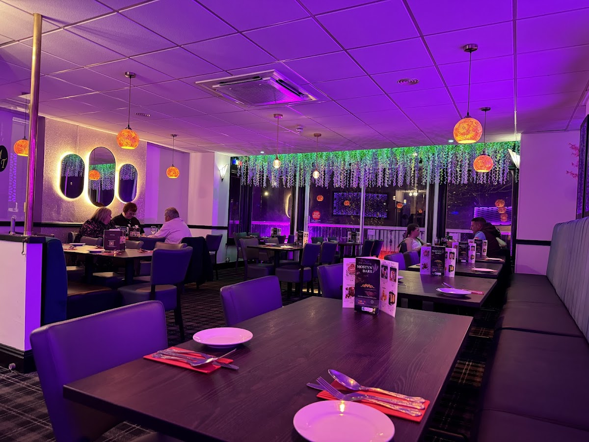 Mostyn Tandoori-4