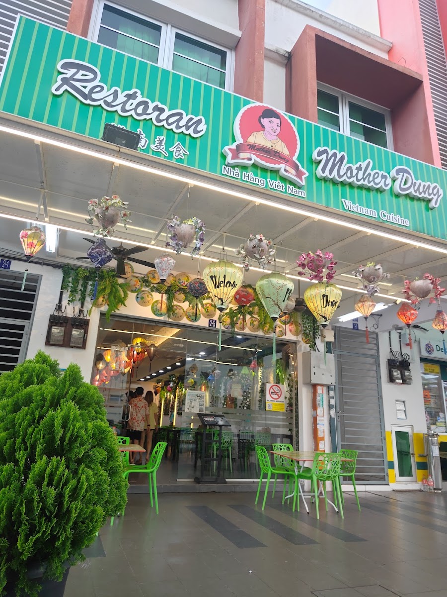 Mother Dung Restaurant And Grocery Store