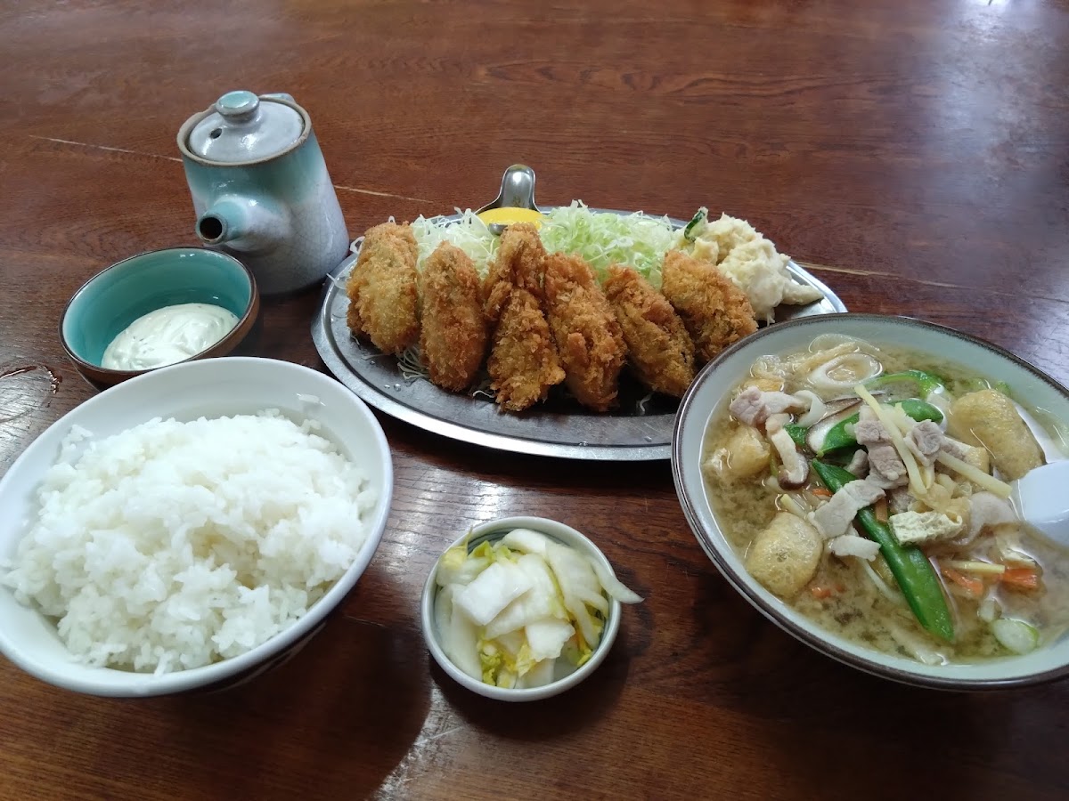 Mougi Drive-In-3