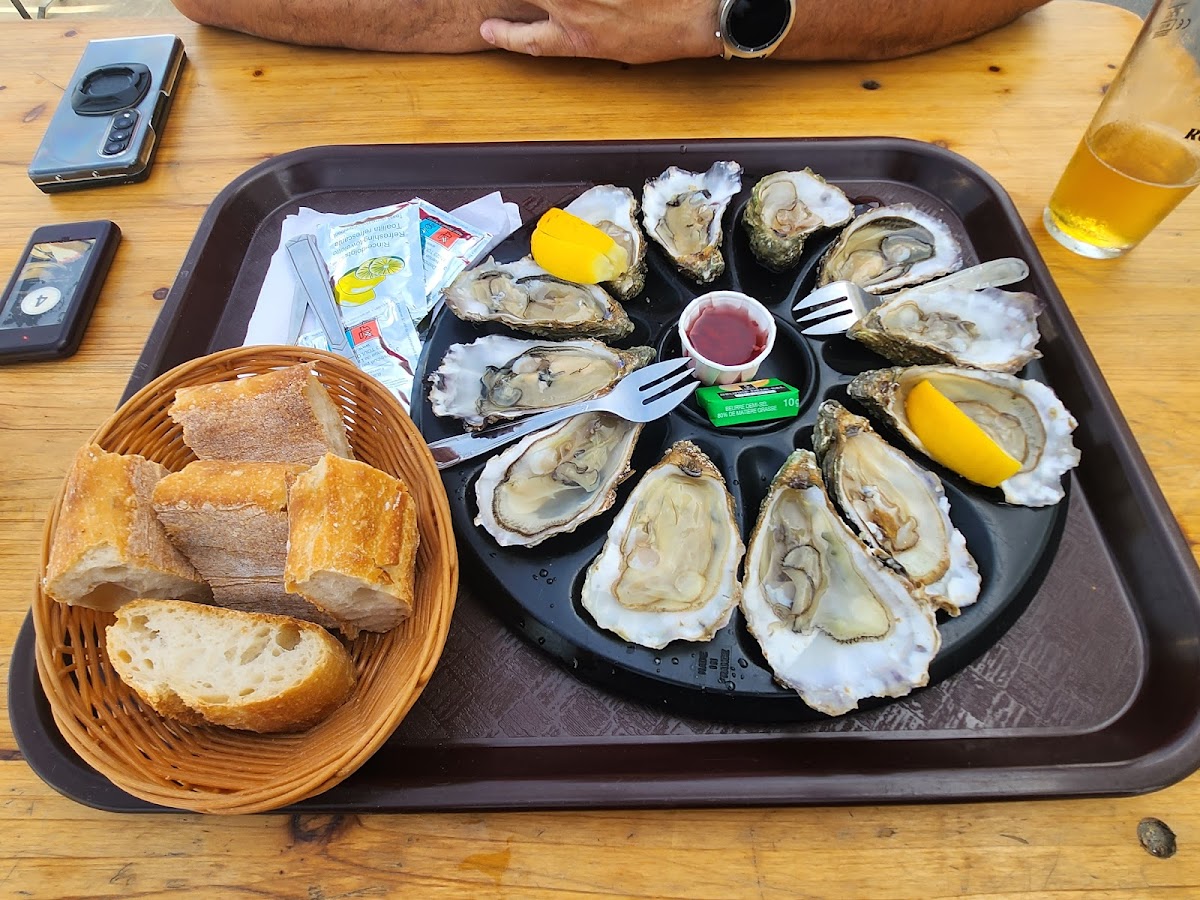 Moule Brothers-7