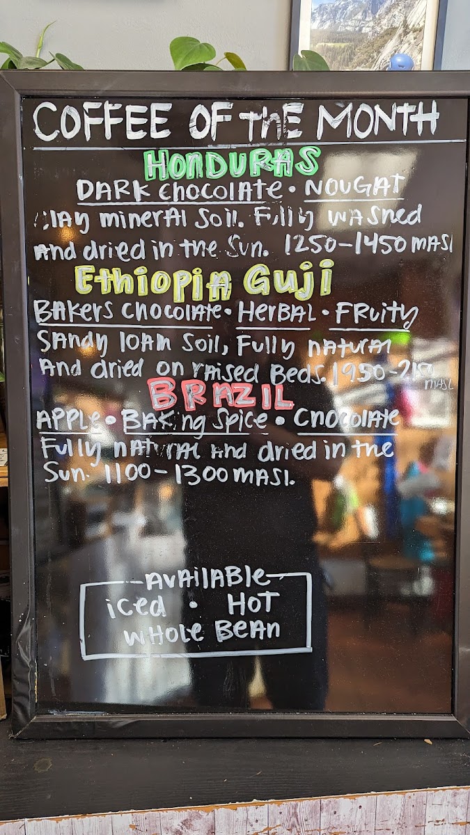 Menu Mountain Grounds-4