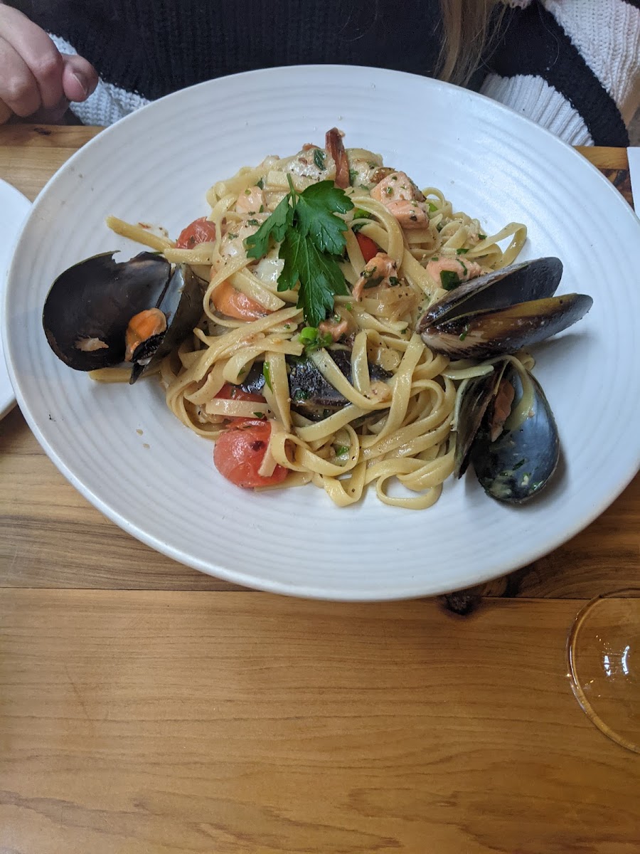 Mr Brooks Stonegrill & Bar-6