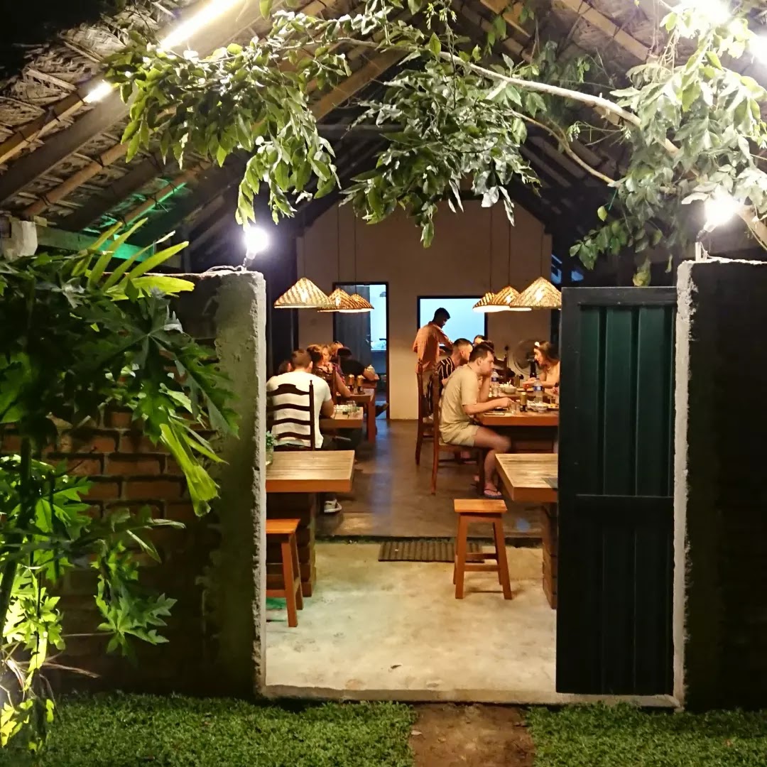 Mr Caffeine Cafe & Restaurant