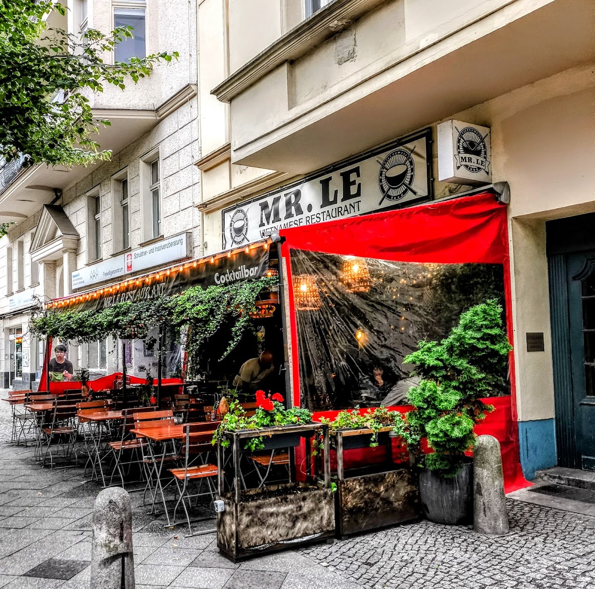 Mr. Le Restaurant