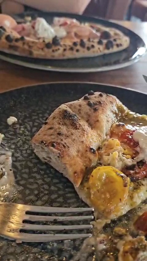 Mr. Pizza-2