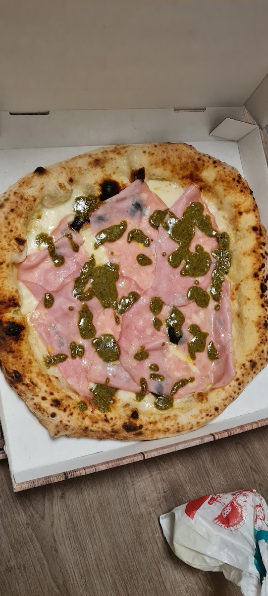 Mr. Pizza-7