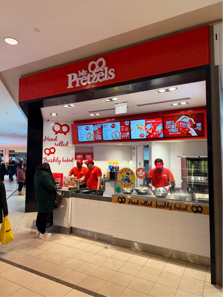 Mr. Pretzels Scarborough Town Centre