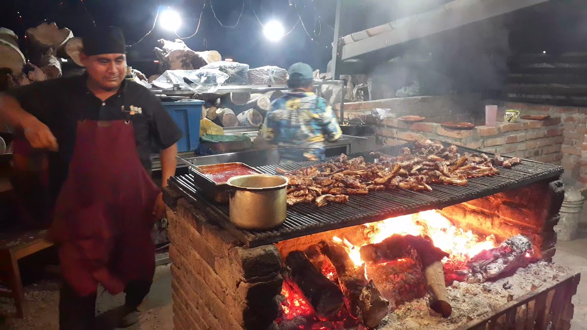 Mr. Ribs Bbq-2