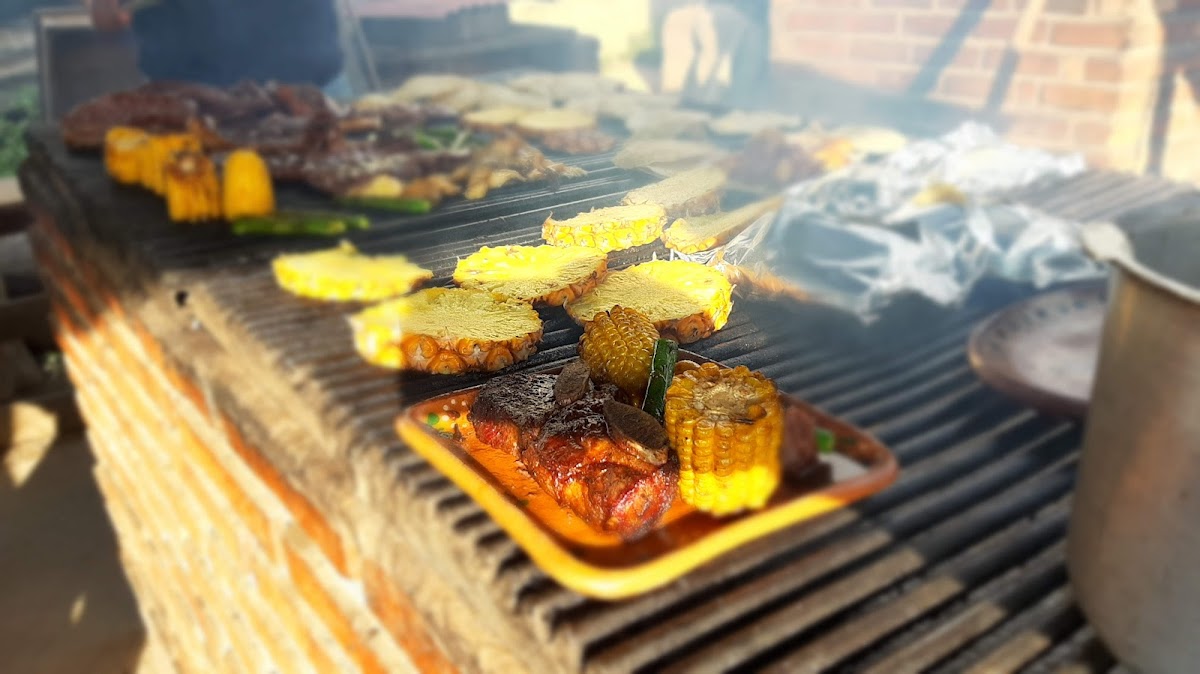 Mr. Ribs Bbq-5
