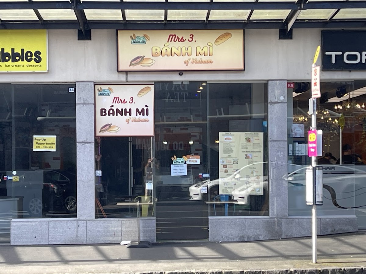 Mrs 3 Banh Mi