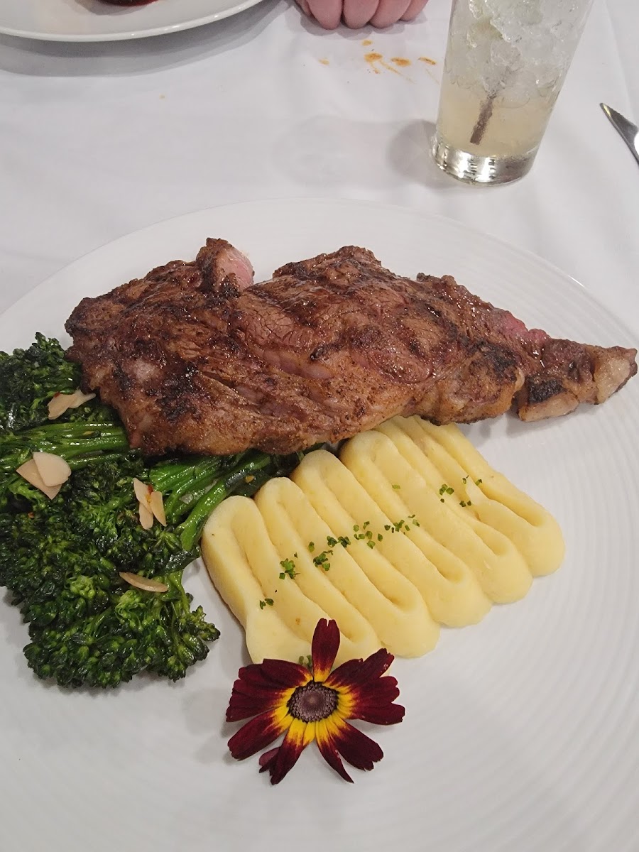 Ms. Jane's Fine Dining-10