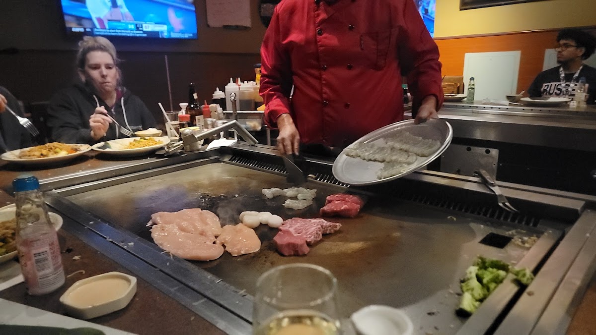 Mt Fuji Hibachi & Sushi-6