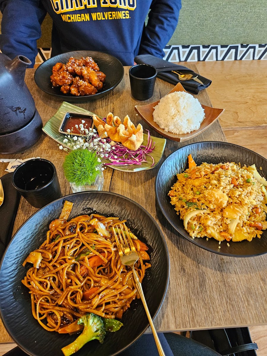 Mua Asian Cuisine-4