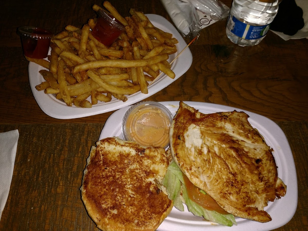 Mudd Valley Cafe & Creamery-10