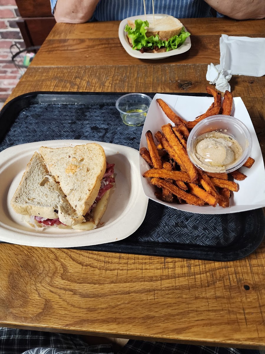 Mudd Valley Cafe & Creamery-5