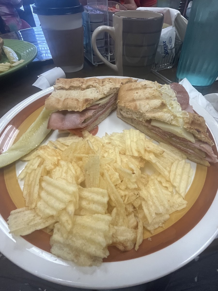 Mueller's Bistro & Bakery-10