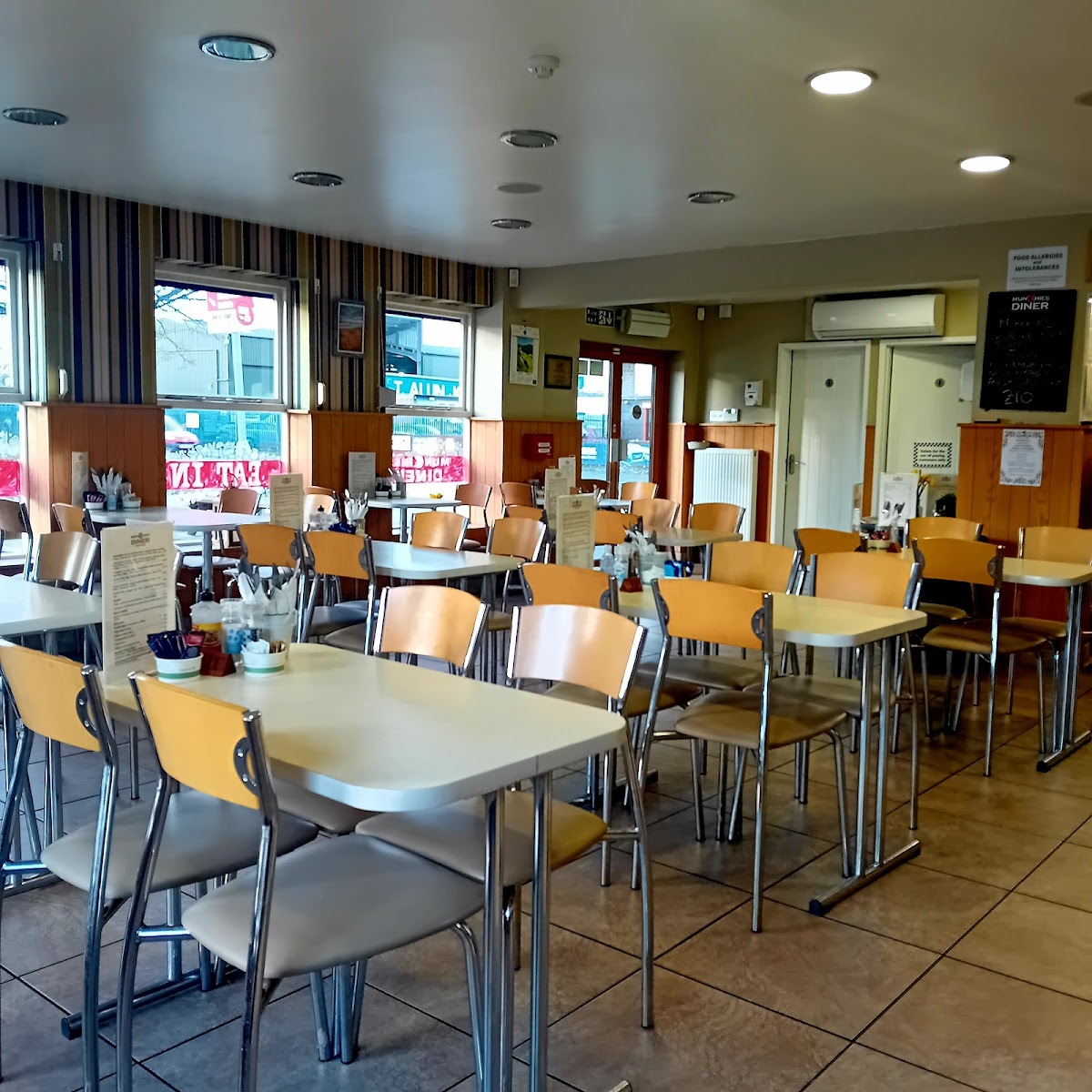 Munchies Diner-4