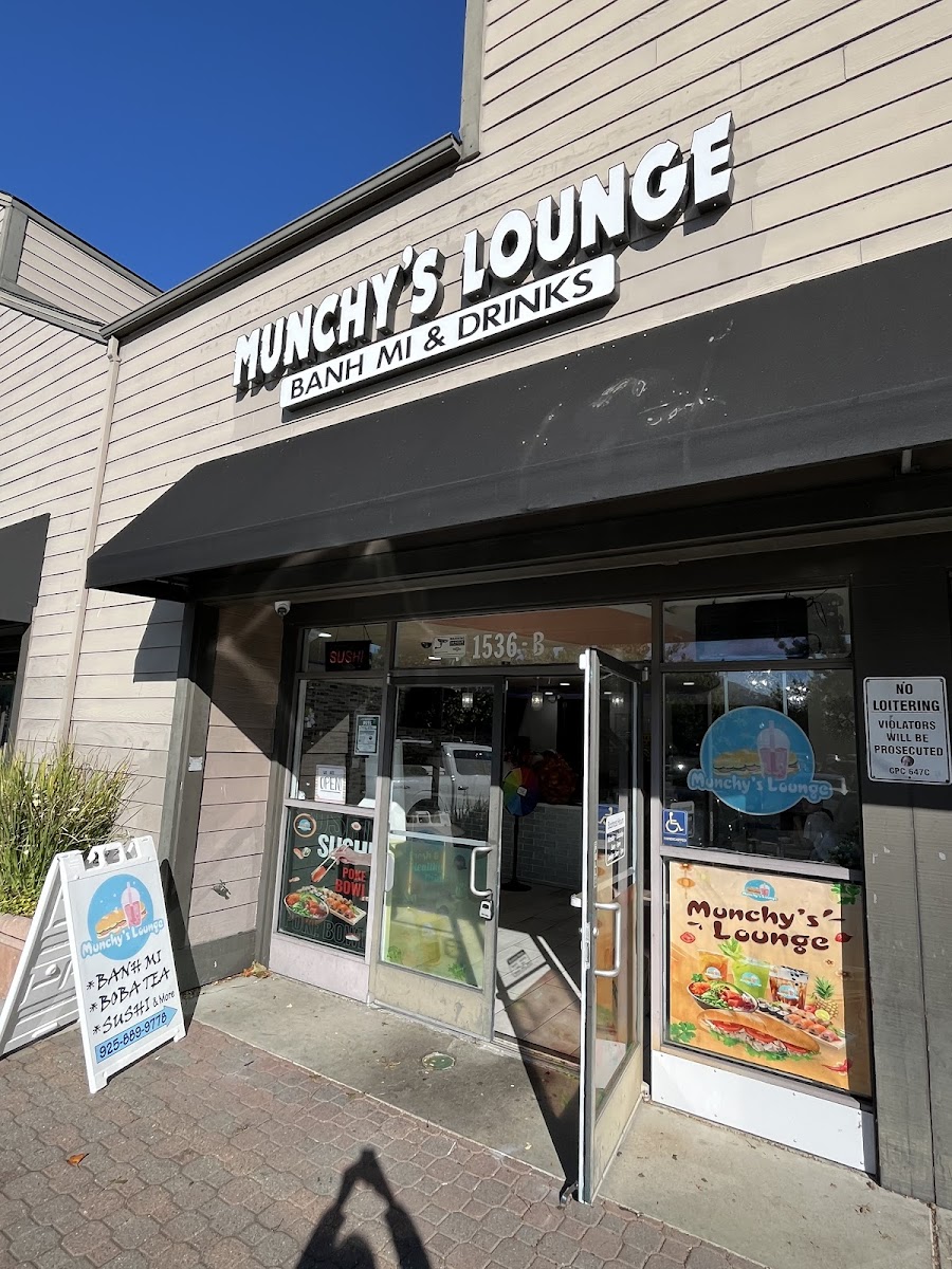 Munchy's Lounge