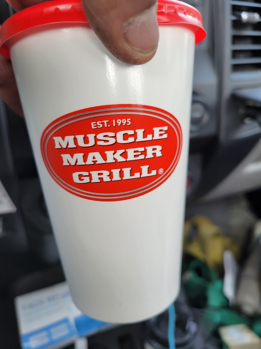 Muscle Maker Grill-8