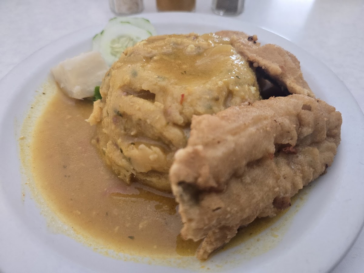 Mustor's Restaurant-4