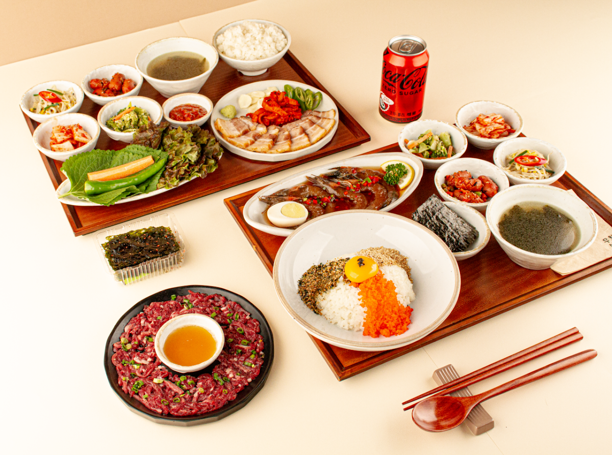 Muwol Table, Gangnam Express Terminal-4