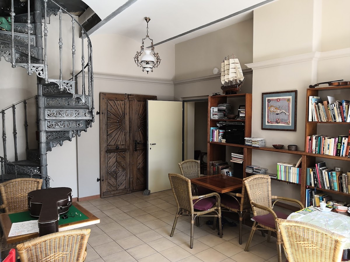 Múzická Kavárna A Restaurace La Boema Radnice