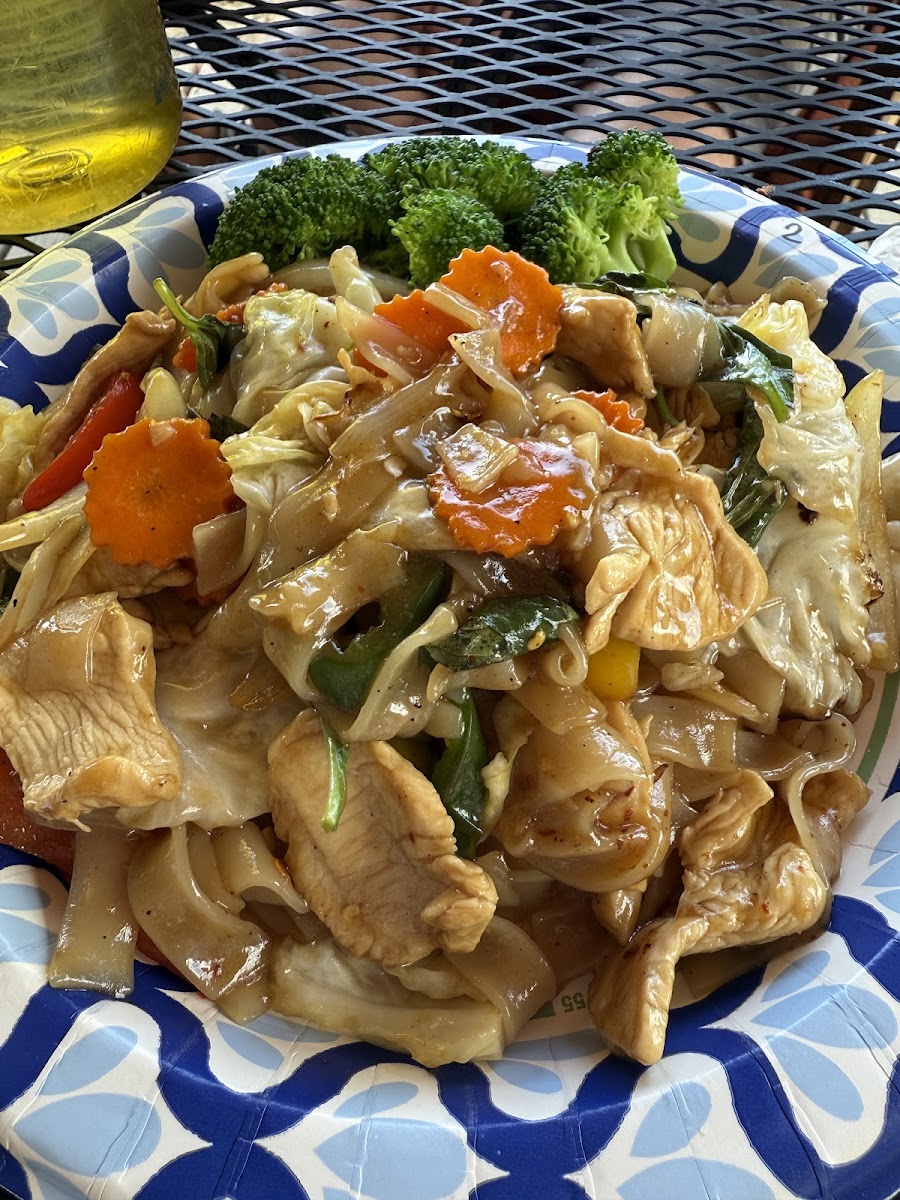 My Mom's Thai Tastes Talkeetna-2