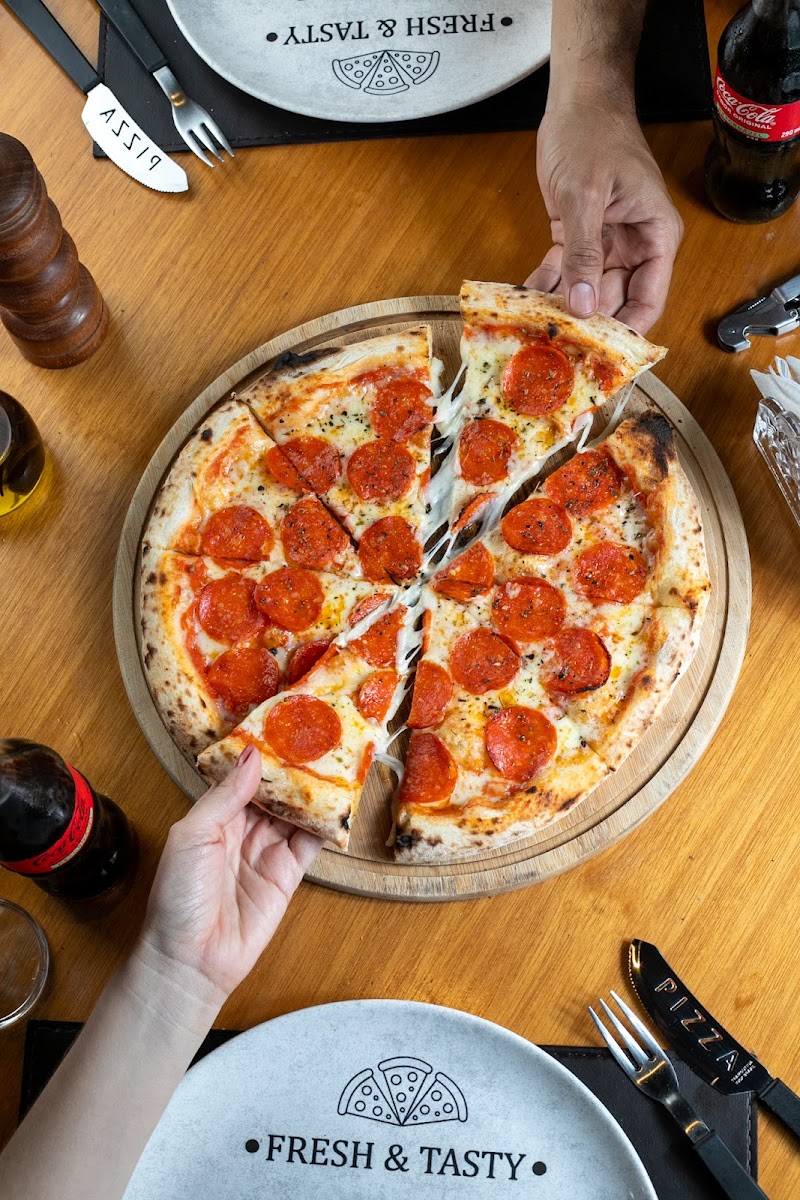 Na Vila Pizzas Artesanais-3