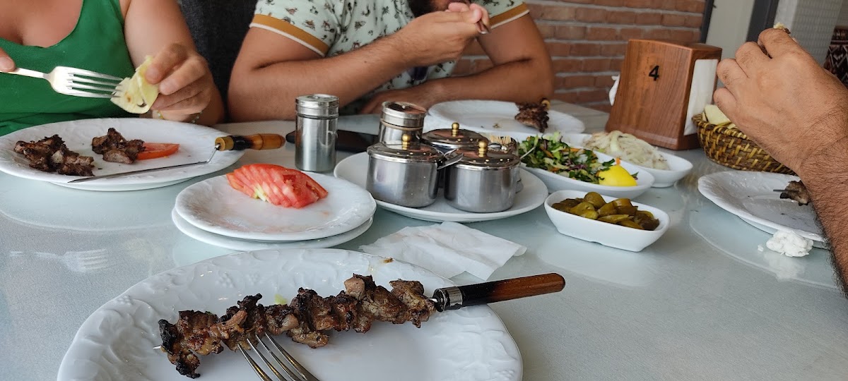 Ünal Usta Cağ Kebap-5