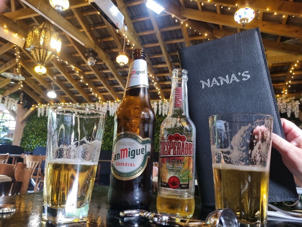 Nana's Restaurant & Lounge-10