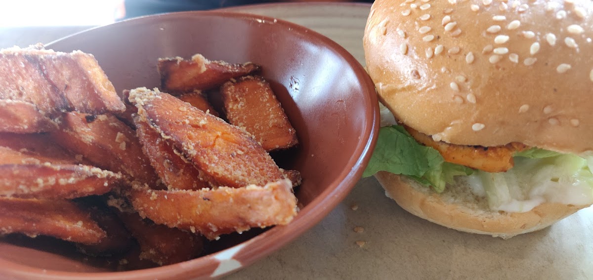 Nando's Footscray-5