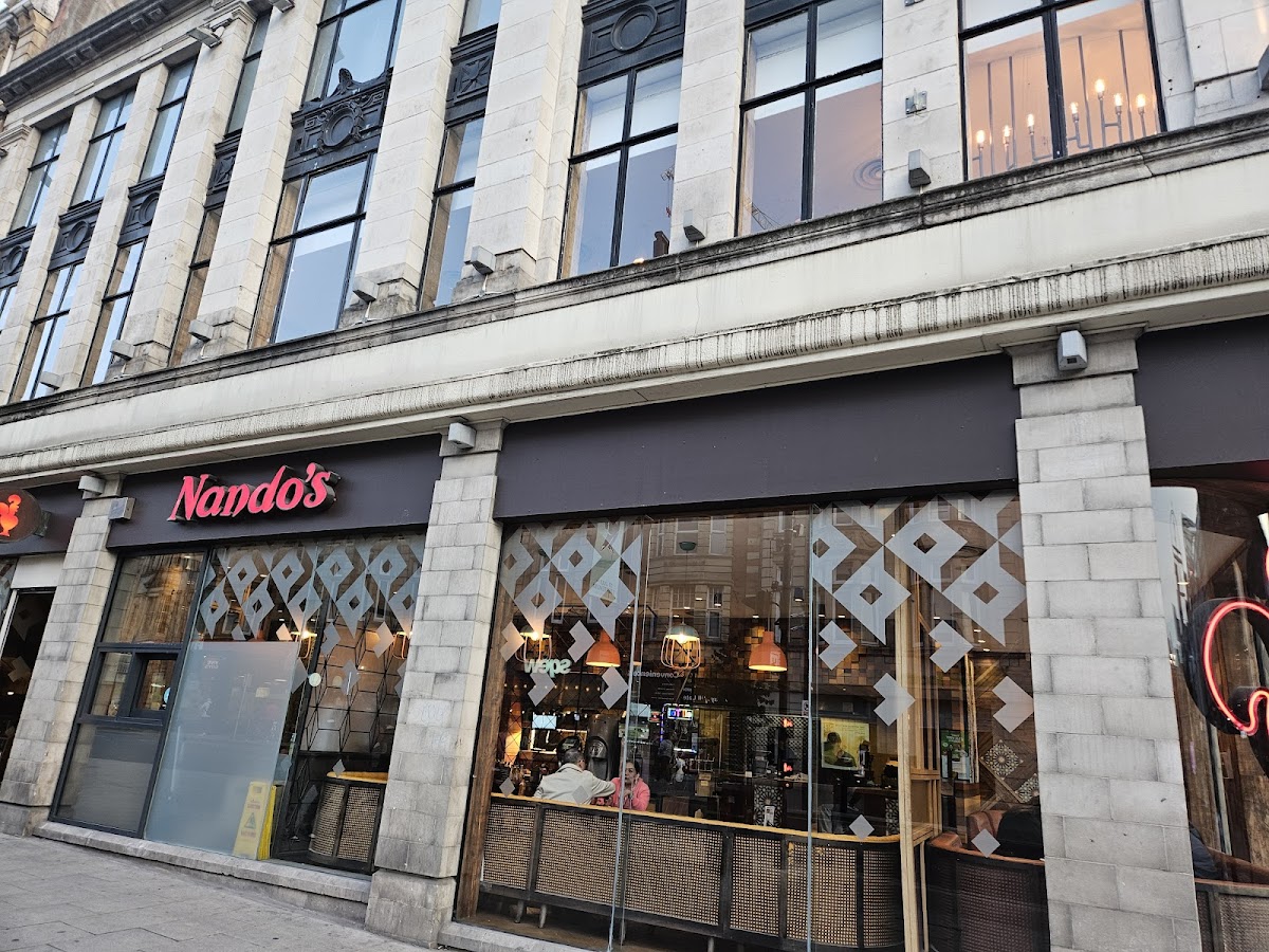 Nando's Leeds - Trinity