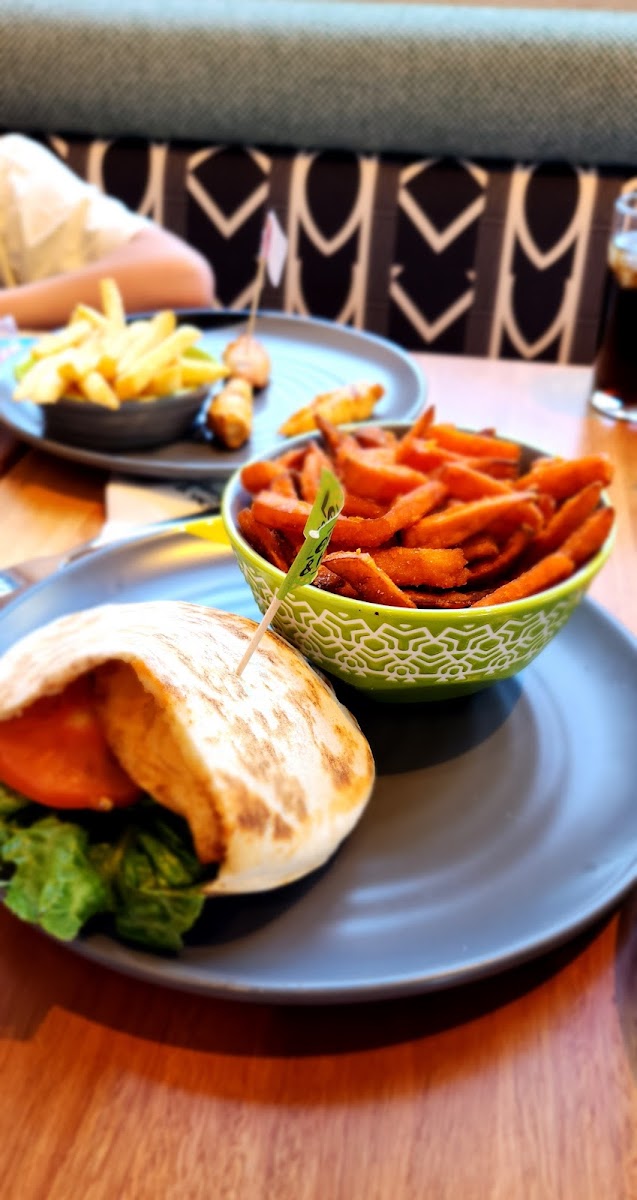 Nando's Miranda Westfield-5