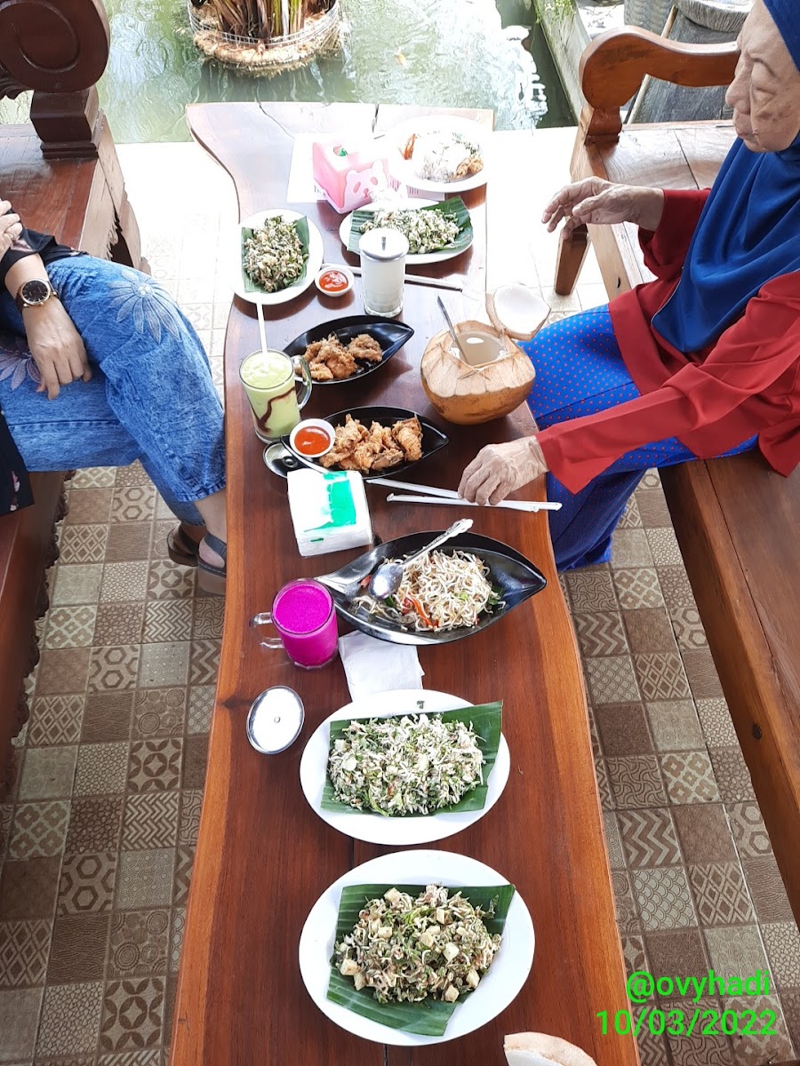 Ndalem Njanti Garden Resto-8
