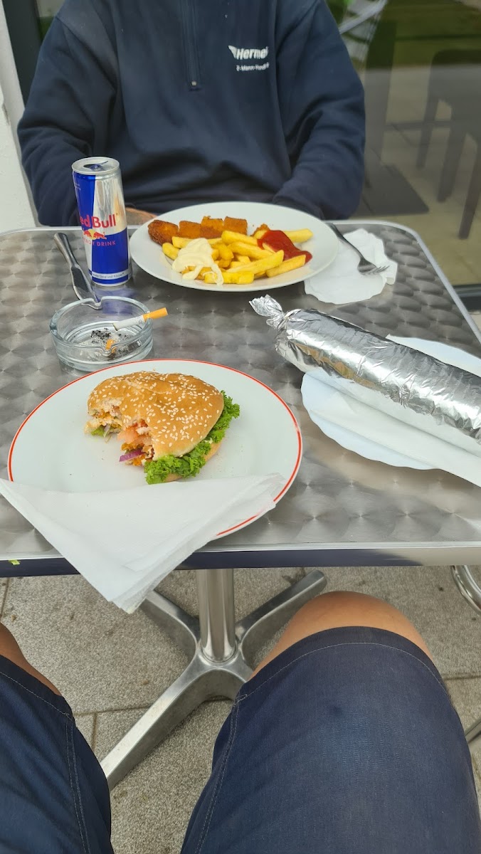 Neco's Grillhaus-9