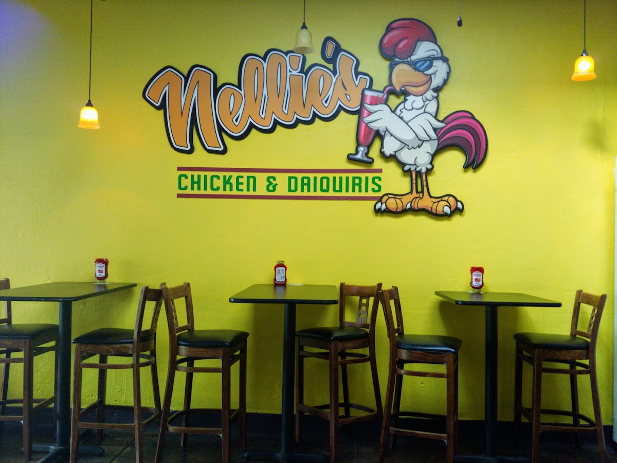 Nellie's Chicken And Daiquiris