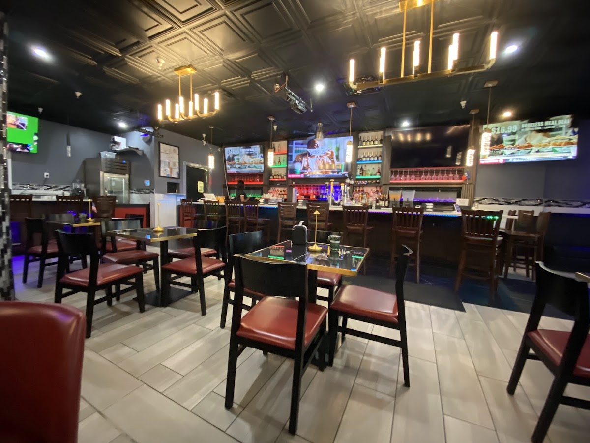 New Level's Bar & Grill
