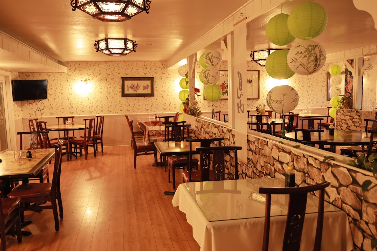 New Mandarin Restaurant