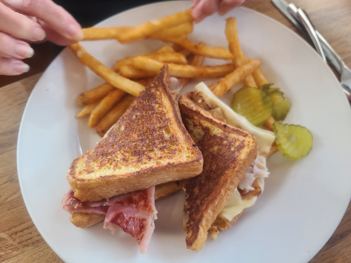 New U.s. 6 Diner-3