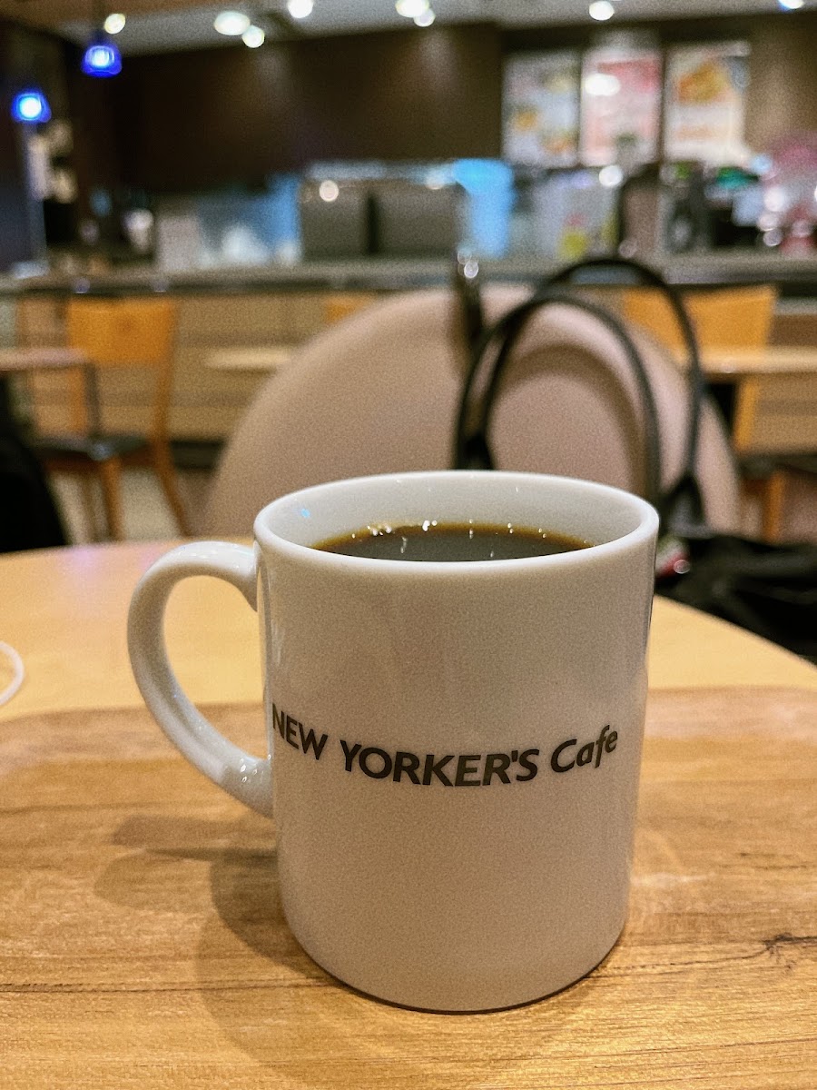 New Yorker's Cafe-4