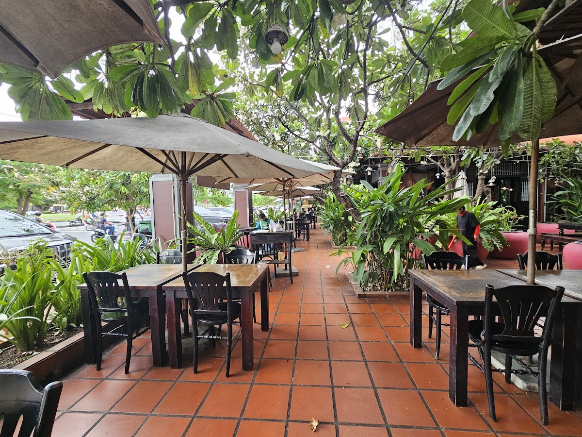 Ngon Restaurant